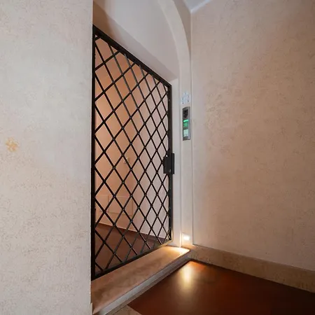 Design In The Heart Of Palazzograssi Appartement *