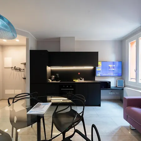 Appartement Design In The Heart Of Palazzograssi *